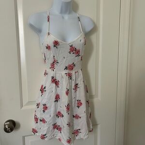 DIVIDED H&M Cute Summer Beach Dress - Size XXS -$1  when you buy 3 or more item